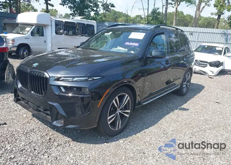 2026 BMW X7 xDrive40I из США, поврежденный, VIN 5UX23EM01T9071097